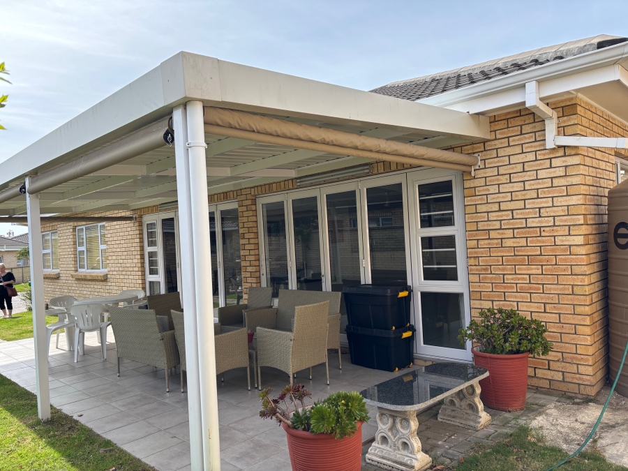 1 Bedroom Property for Sale in Walmer Heights Eastern Cape